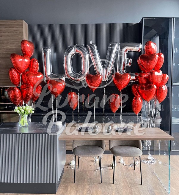 Decor cu Baloane Inimi Roşii_LOVE (LB-16005)